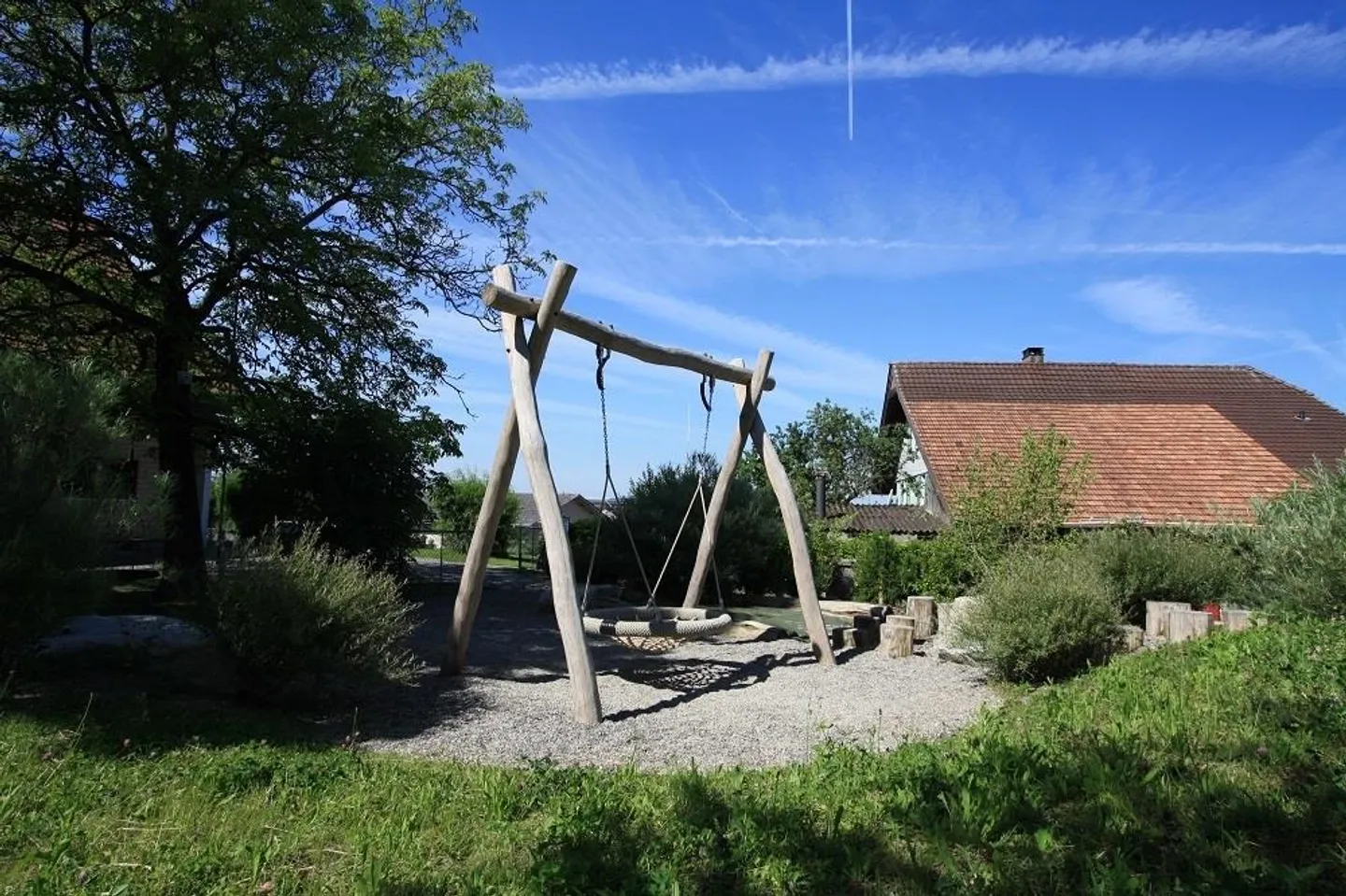 Vivere nel verde: Ampio appartamento giardino di 5,5 stanze - Foto 8 di 9