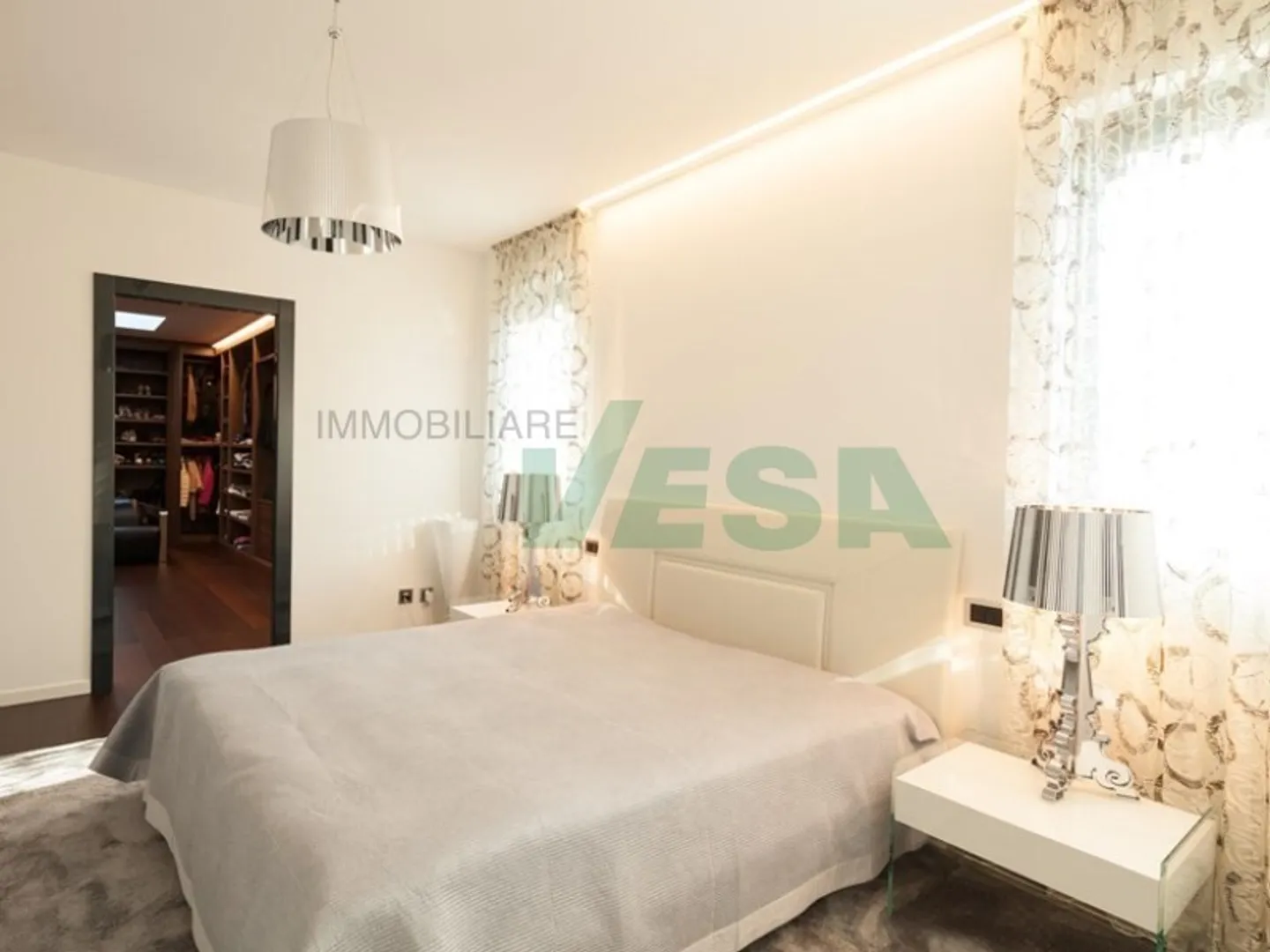 Moderna villa nuova con spettacolare vista panoramica e piscina - Foto 5 di 9
