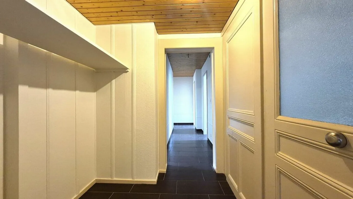 Large and beautiful 5.5-room apartment - Photo 10 of 10