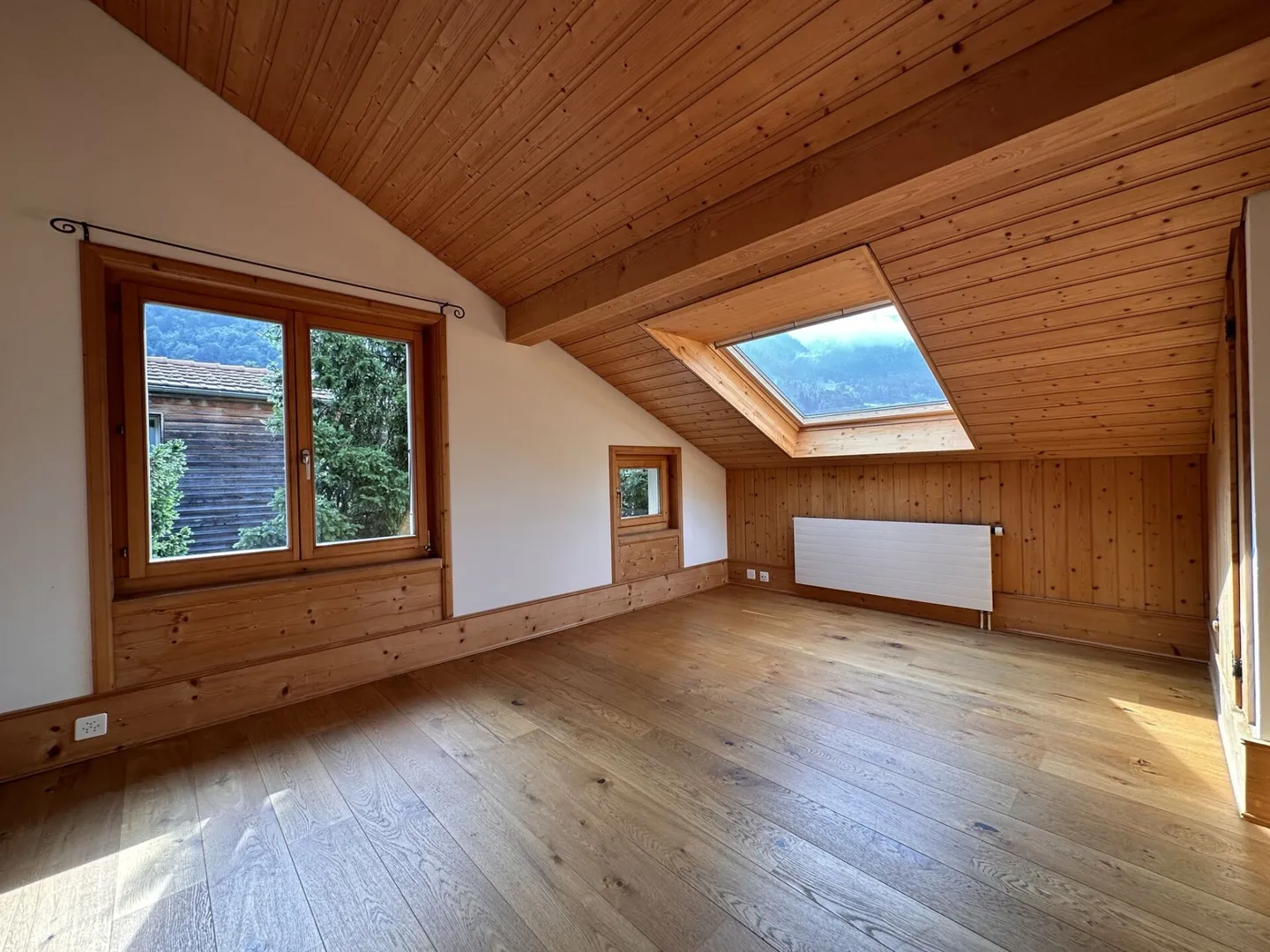 Accogliente appartamento mansardato di 4 stanze in una casa bifamiliare - Foto 4 di 10