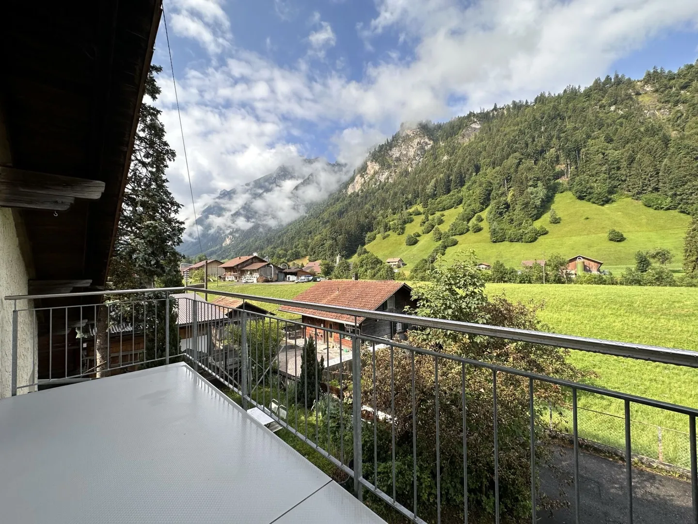 Accogliente appartamento mansardato di 4 stanze in una casa bifamiliare - Foto 1 di 10