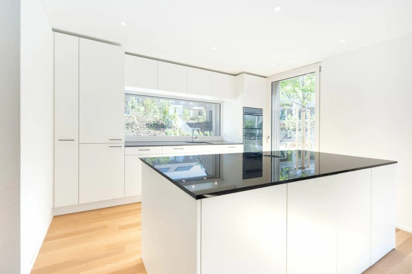 Move in instead of waiting, last chance! Houses are now ready for occupancy! - Photo 2 of 12