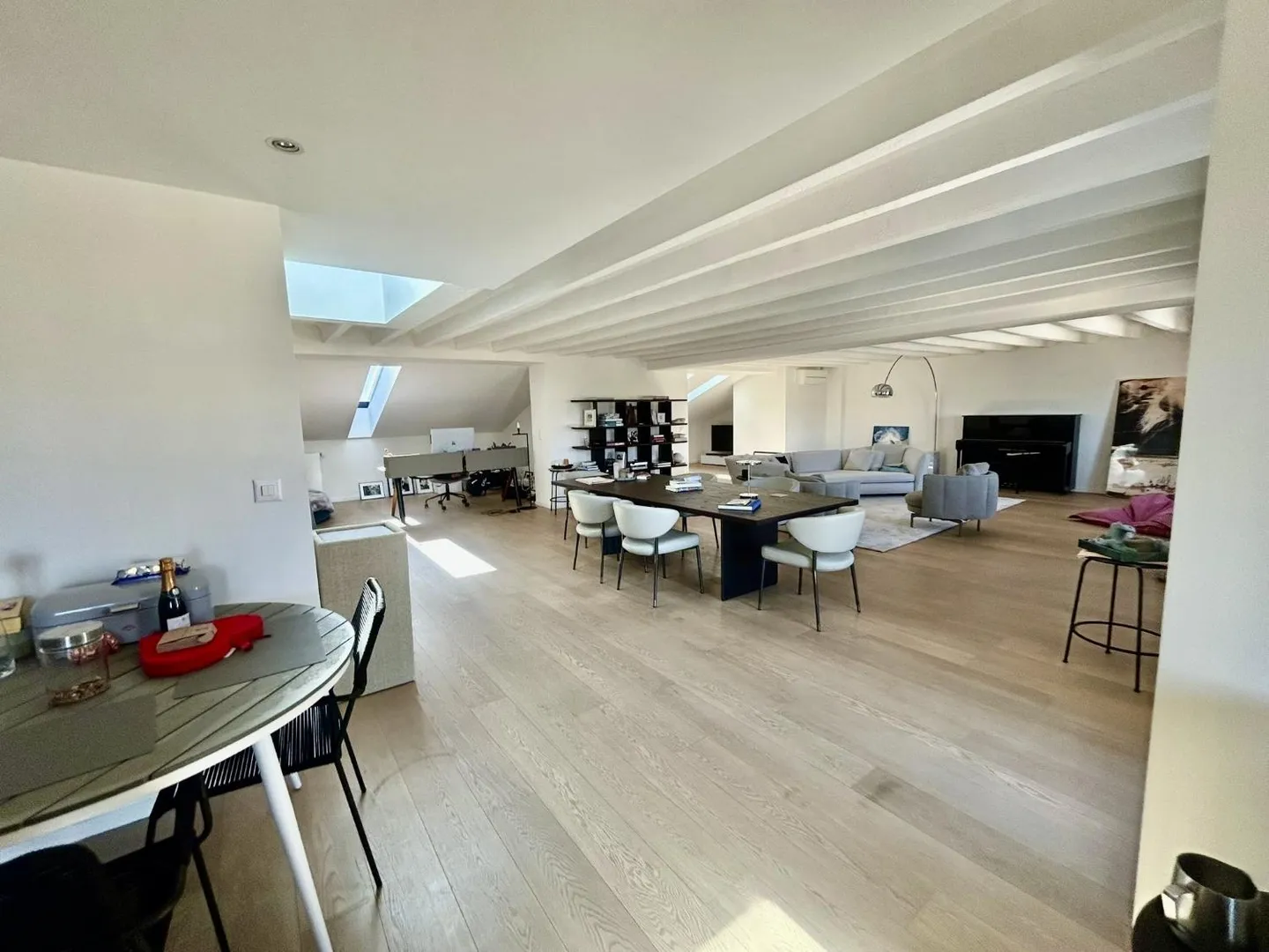 Appartement spacieux à Plainpalais - Photo 1 sur 8