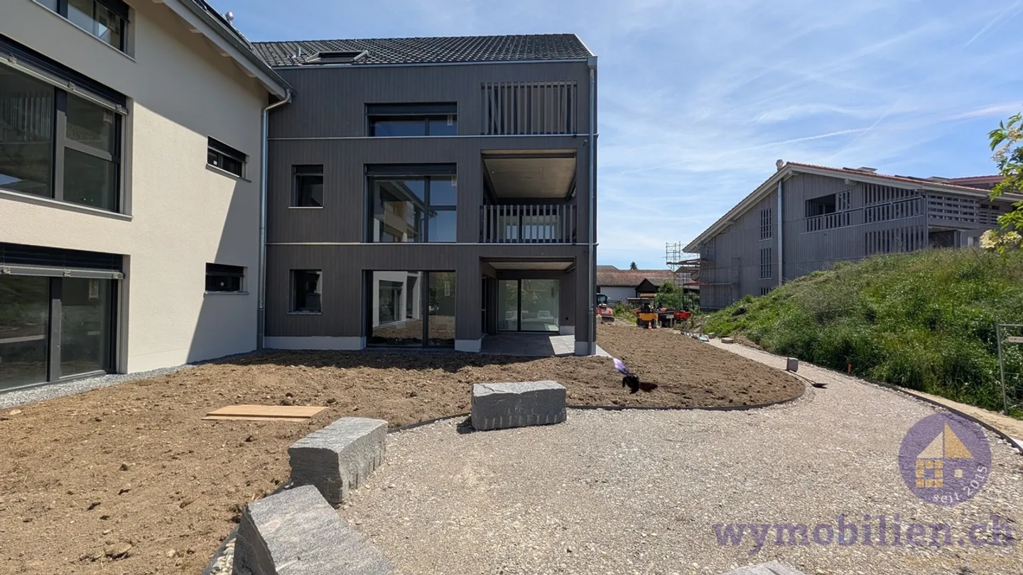 Modernes Apartment in Aefligen - Foto 3 von 12