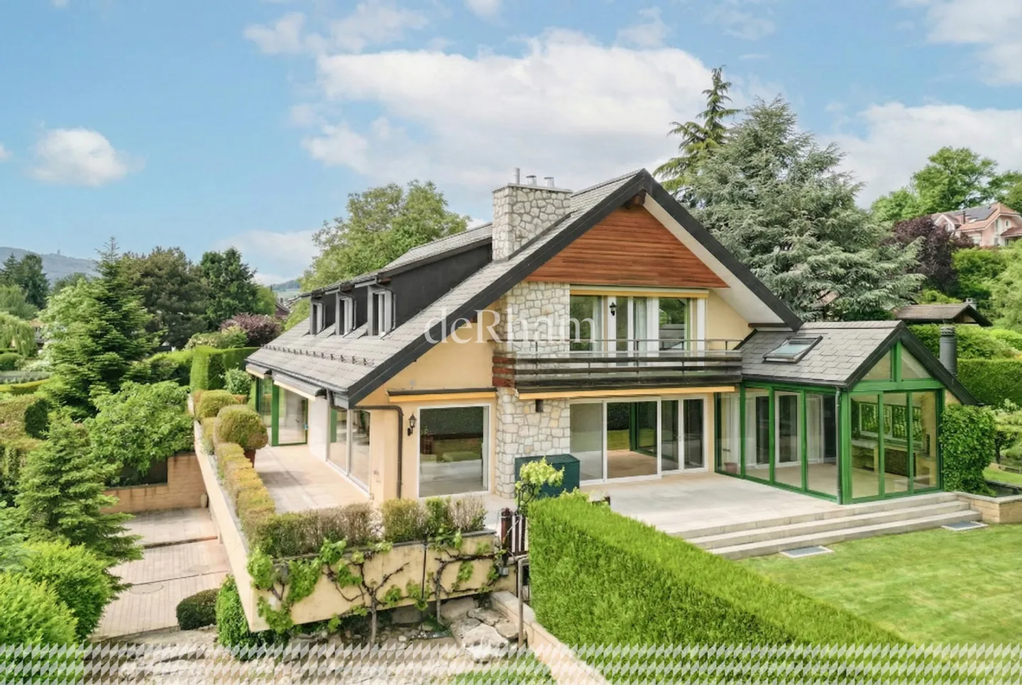 Propriété magnifique dans un quartier résidentiel privilégié ! - Photo 1 sur 14