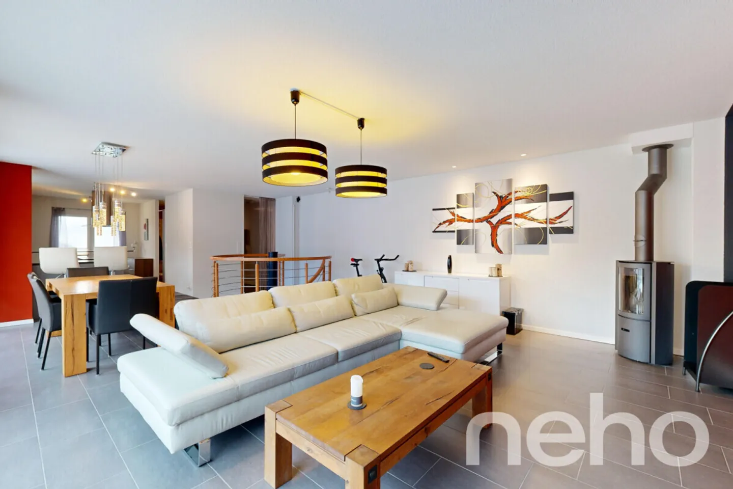 Außergewöhnliches Duplex mit renovierter Terrasse in Geneveys-sur-Coffrane - Foto 1 von 13
