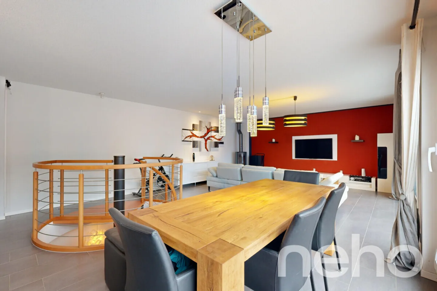 Außergewöhnliches Duplex mit renovierter Terrasse in Geneveys-sur-Coffrane - Foto 4 von 13