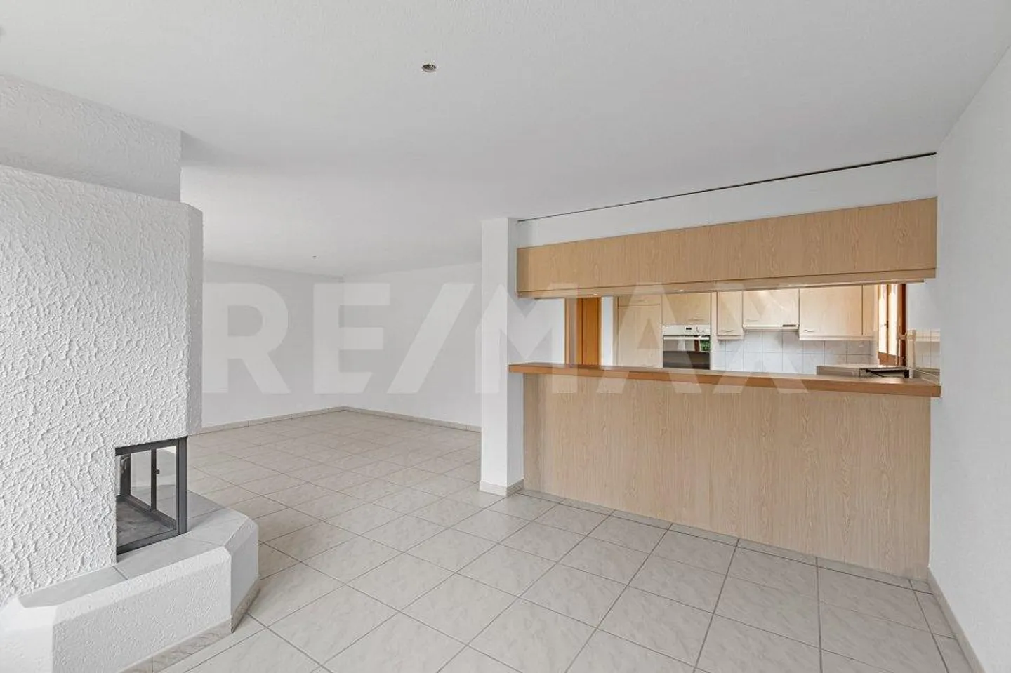 Your Creative Dream – 3.5-Room Apartment with Potential - Photo 4 of 13