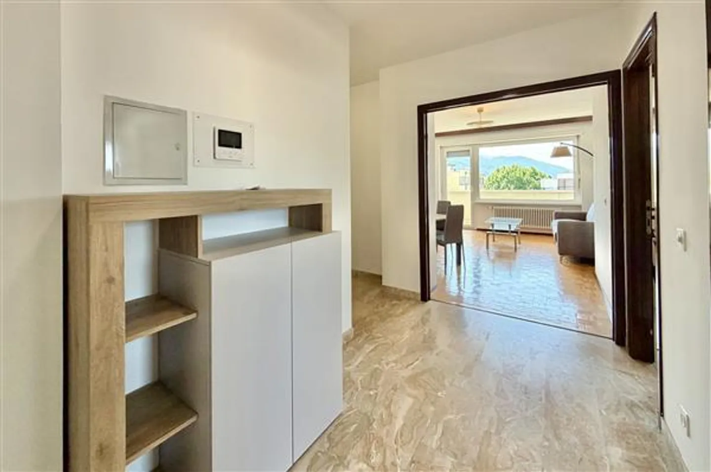 Lugano: Möblierte Wohnung 2.5 Zimmer - Foto 2 von 9