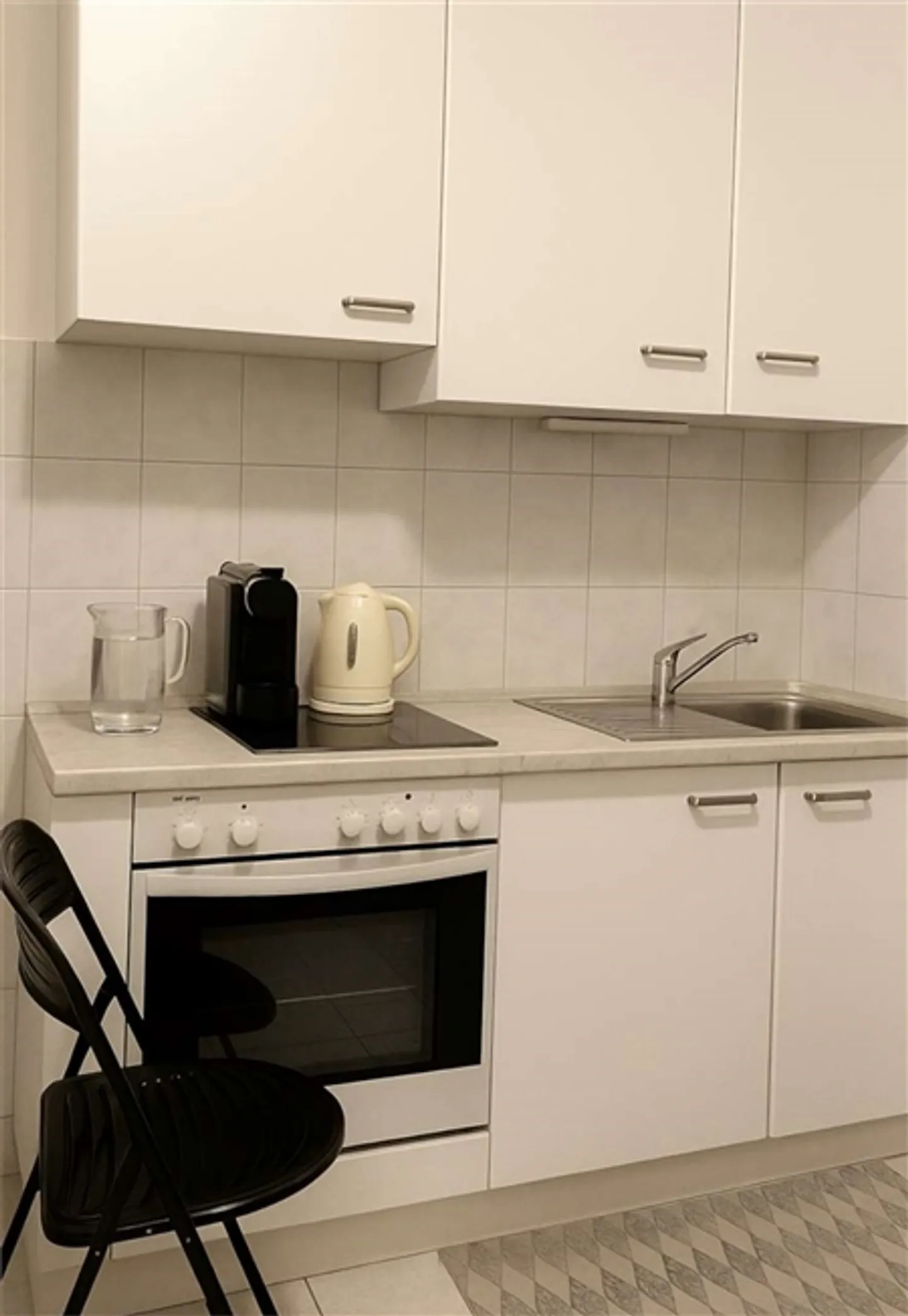 Ufficio rappresentativo con giardino e terrazza in elegante residenza ad Ascona - Foto 6 di 8