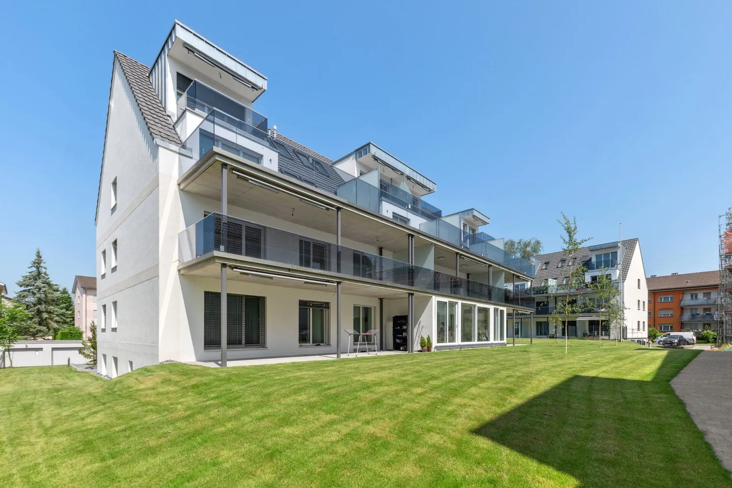 SOGNO ABITATIVO A KLOTEN - Foto 1 di 10