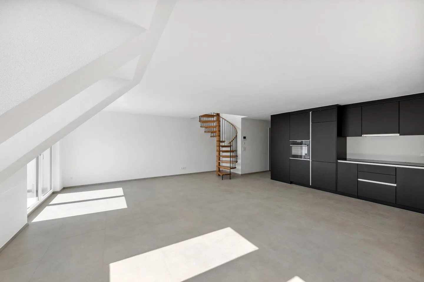 SOGNO ABITATIVO A KLOTEN - Foto 2 di 10