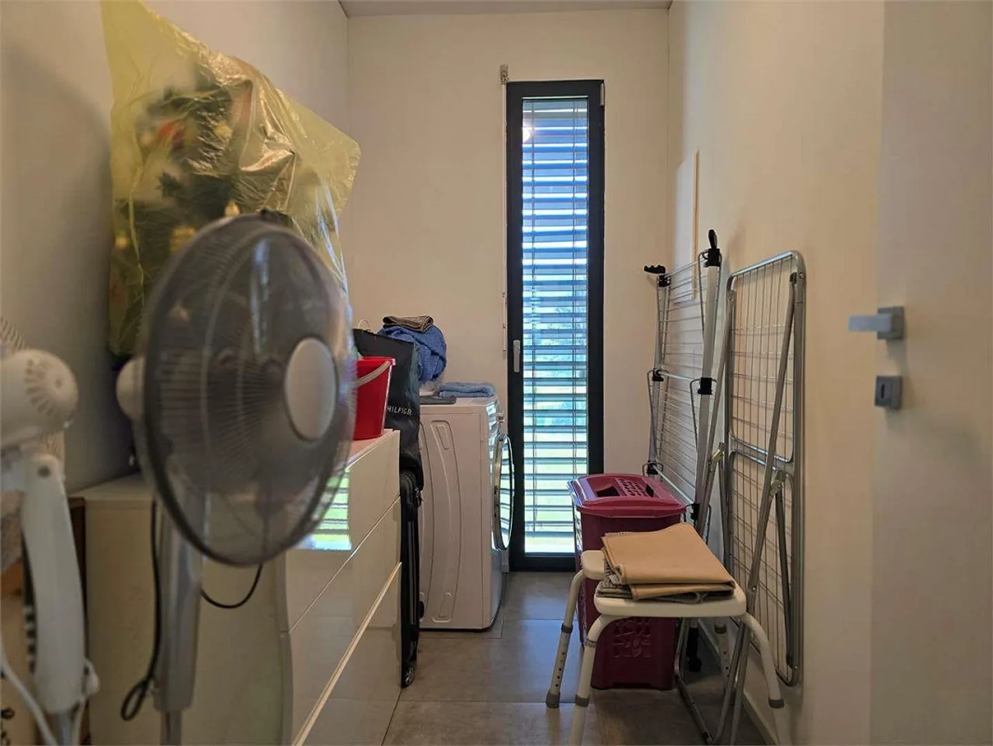 New 2.5 rooms with large terrace, private laundry and parking - Photo 7 of 13