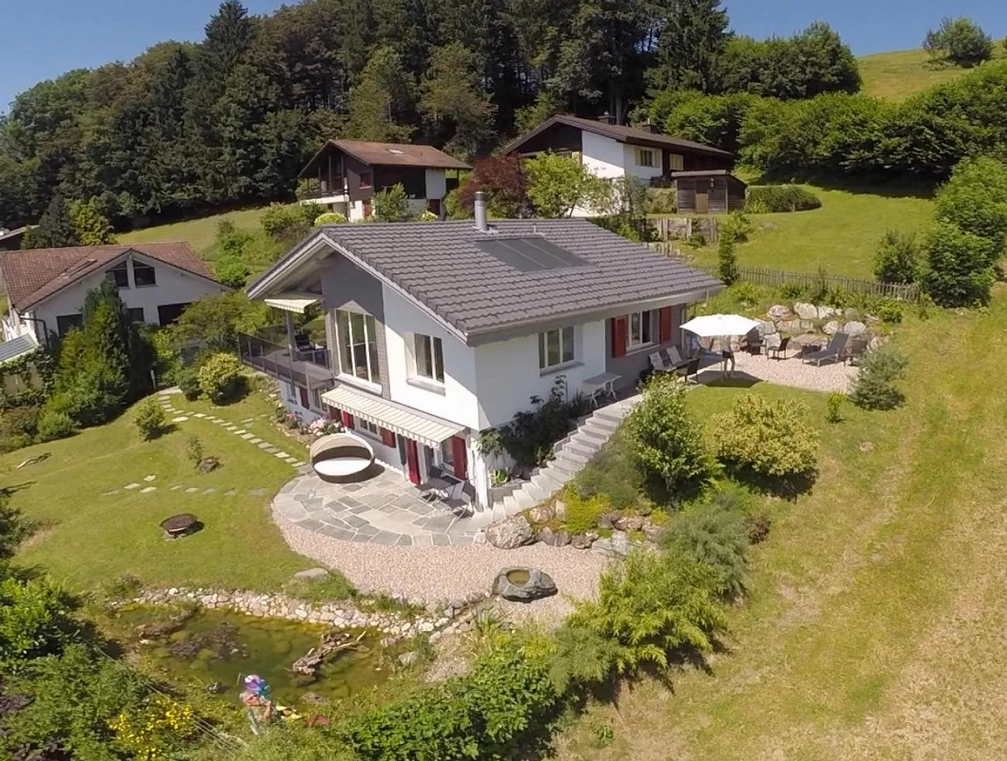 5.5-Zi. Einfamilienhaus mit See + Bergsicht - Photo 2 sur 9