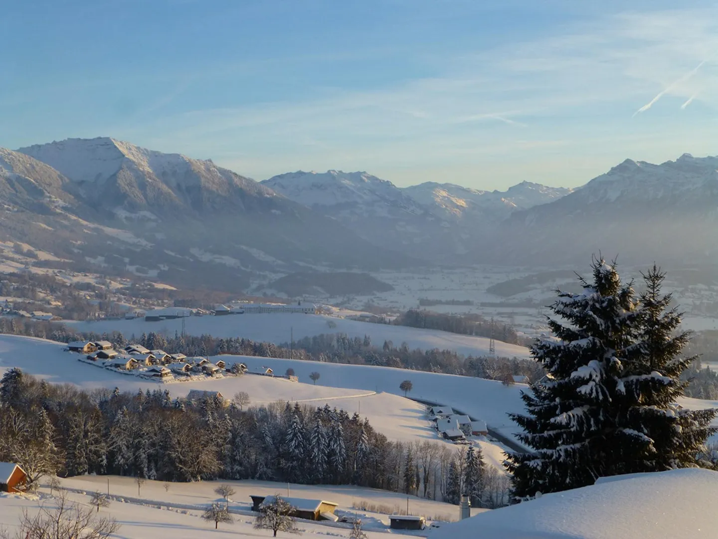 5.5-Zi. Einfamilienhaus mit See + Bergsicht - Photo 7 sur 9