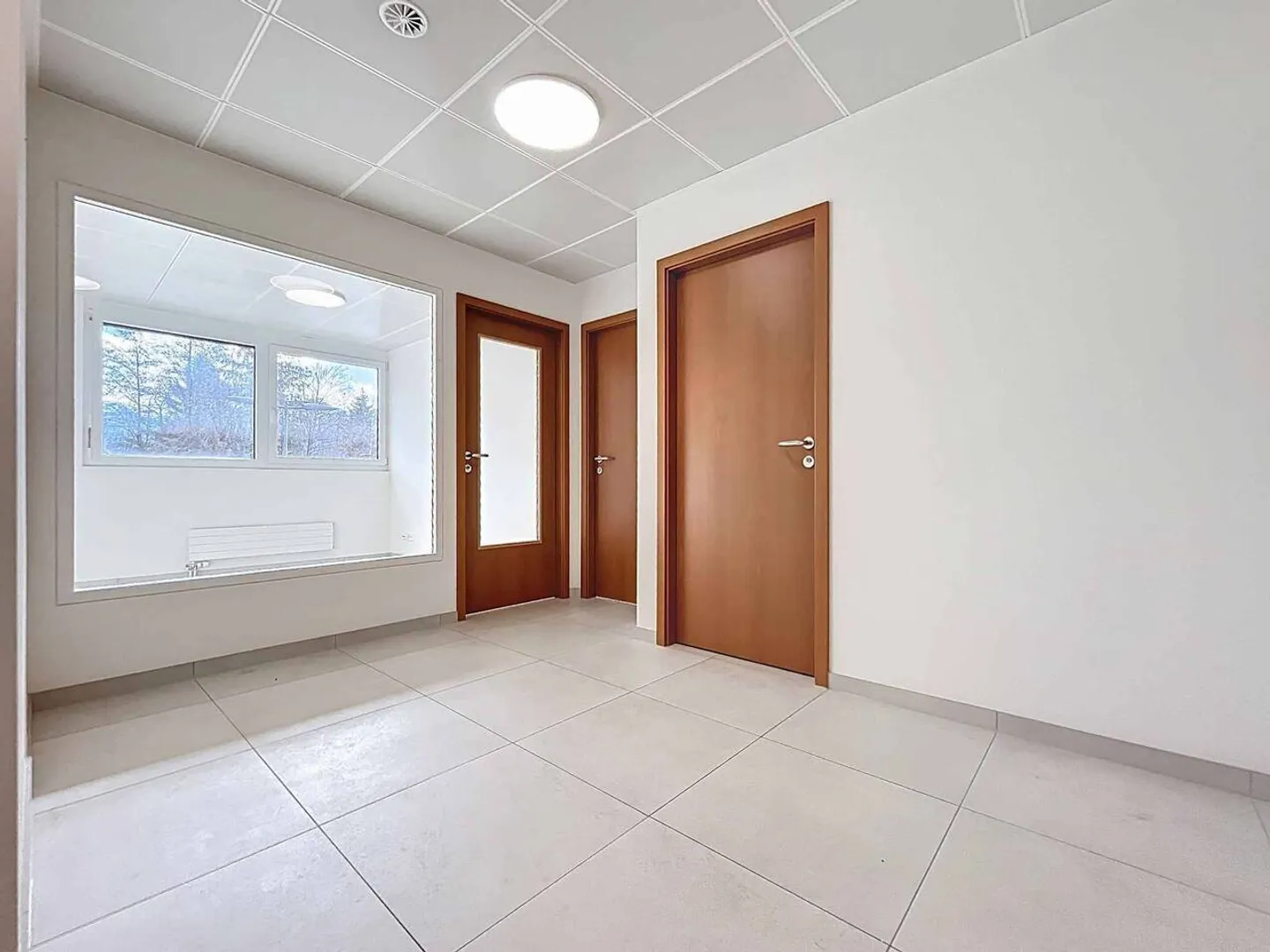 Spazio Commerciale a Villeneuve - Foto 5 di 13