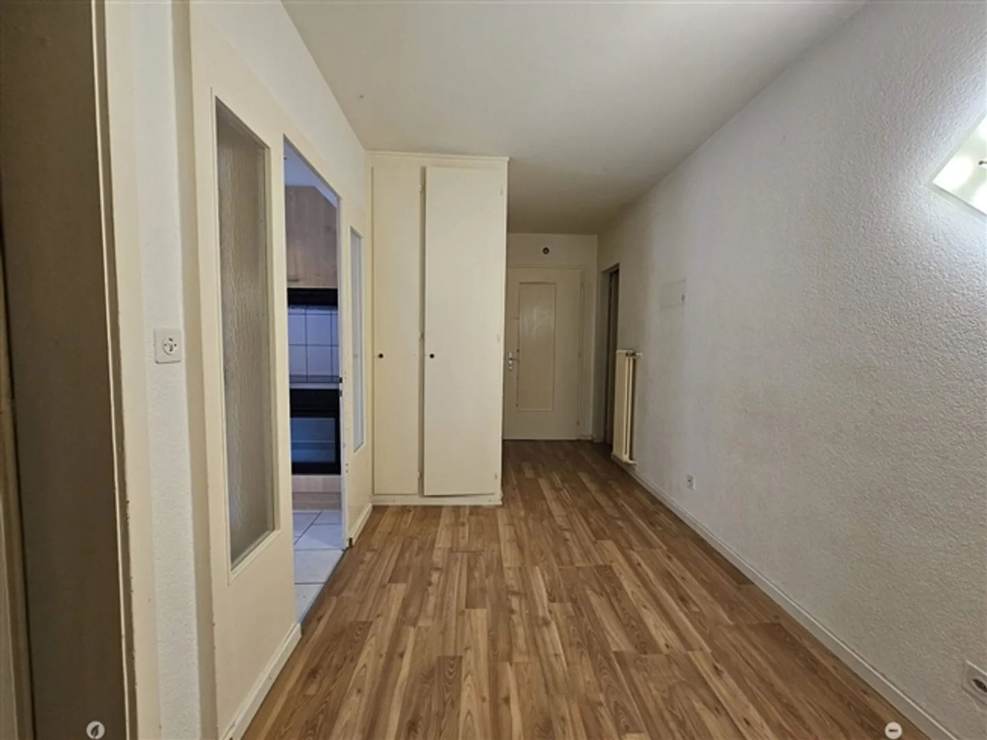 Apartment for rent in Biel, Switzerland - Photo 6 of 8