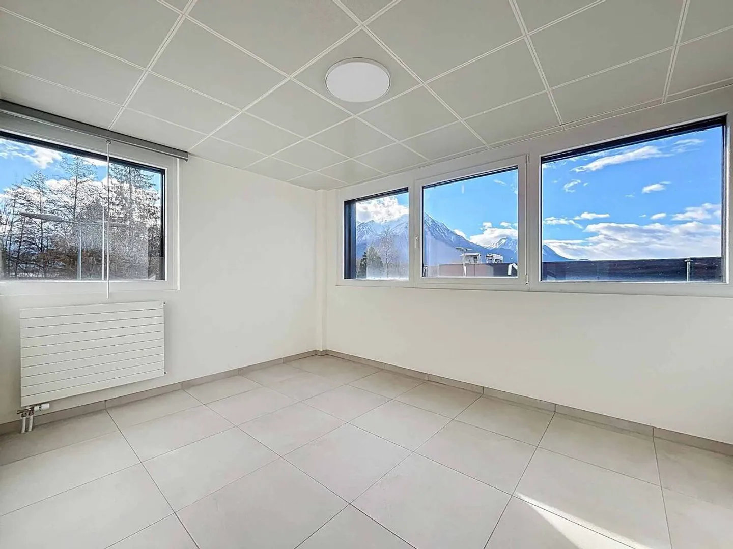 Spazio Commerciale a Villeneuve - Foto 10 di 13