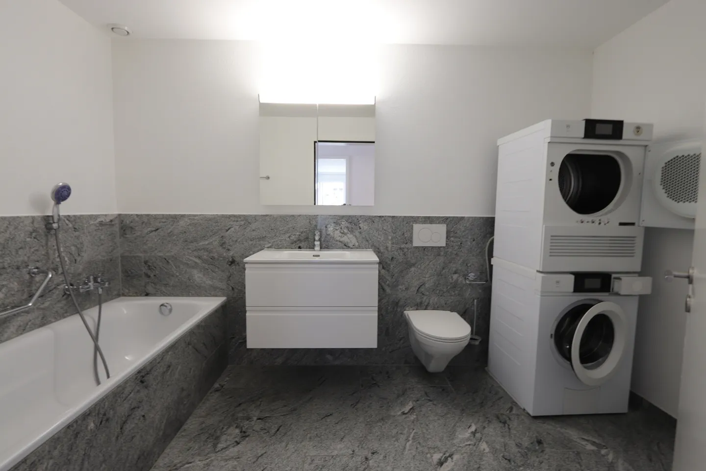 Appartement moderne spacieux de 4,5 pièces à louer au cœur de Moudon - Photo 6 sur 9