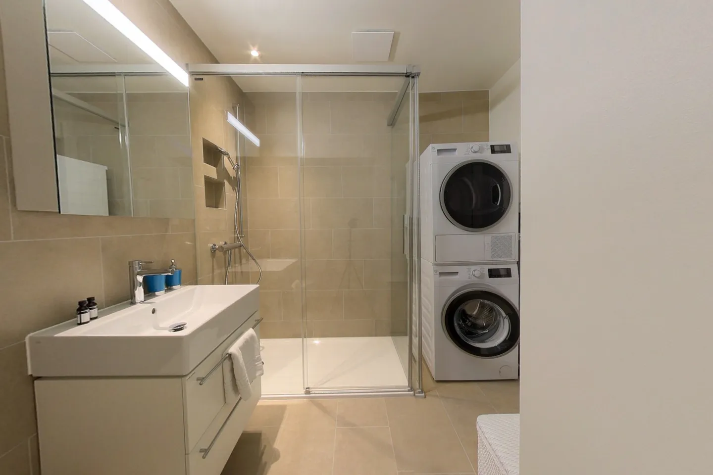 2,5-Zimmer-Wohnung - Foto 2 von 8