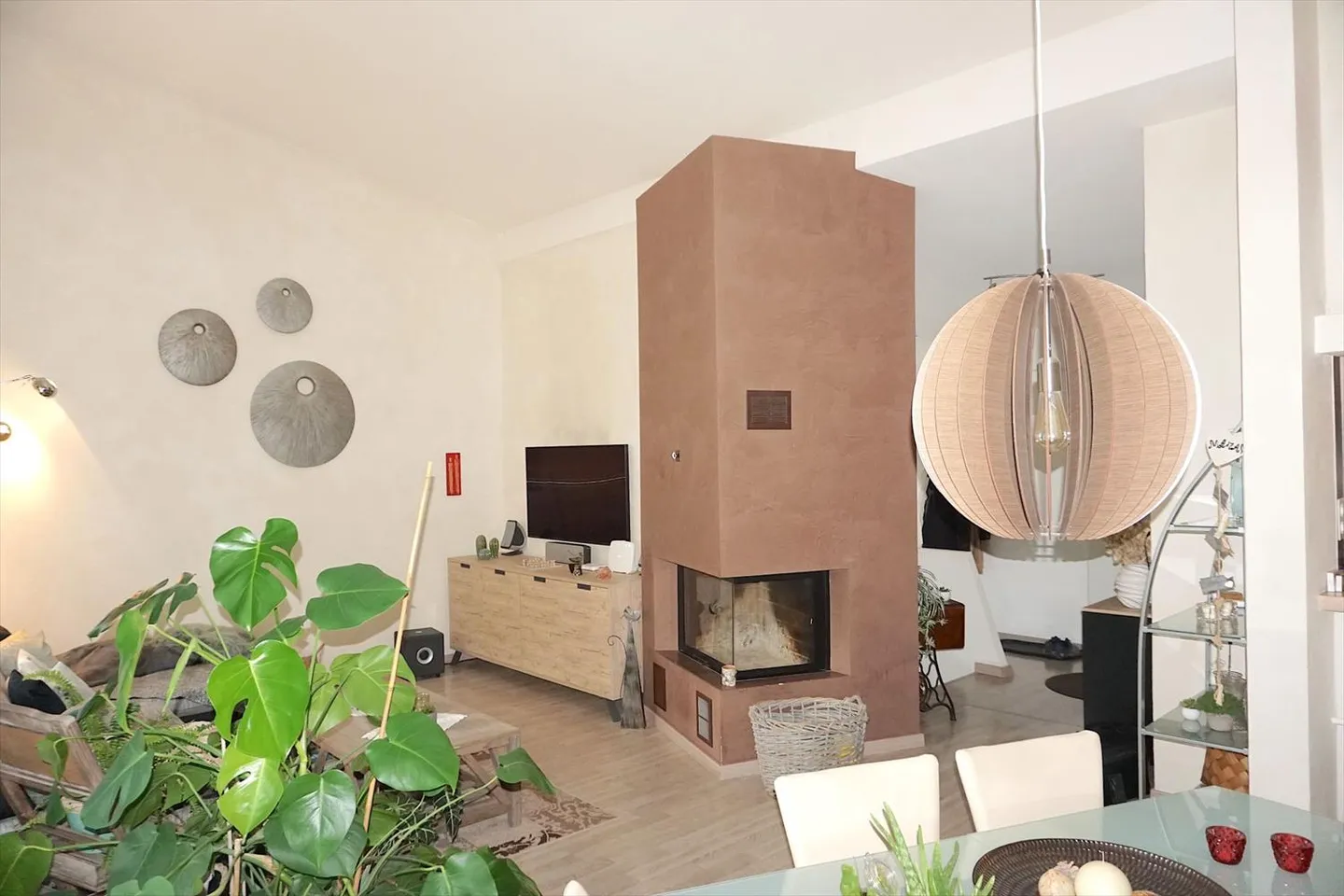 ARI-152 Più di 200 m2 abitabili! Casa di carattere di 6,5 vani - Foto 2 di 13
