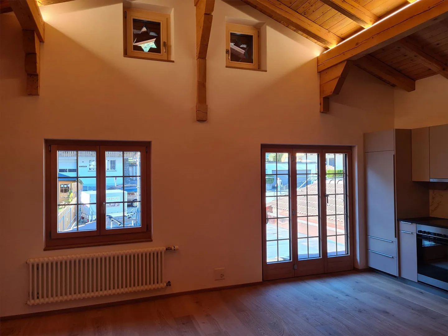 Appartement 4.5 pièces au centre - Photo 2 sur 6