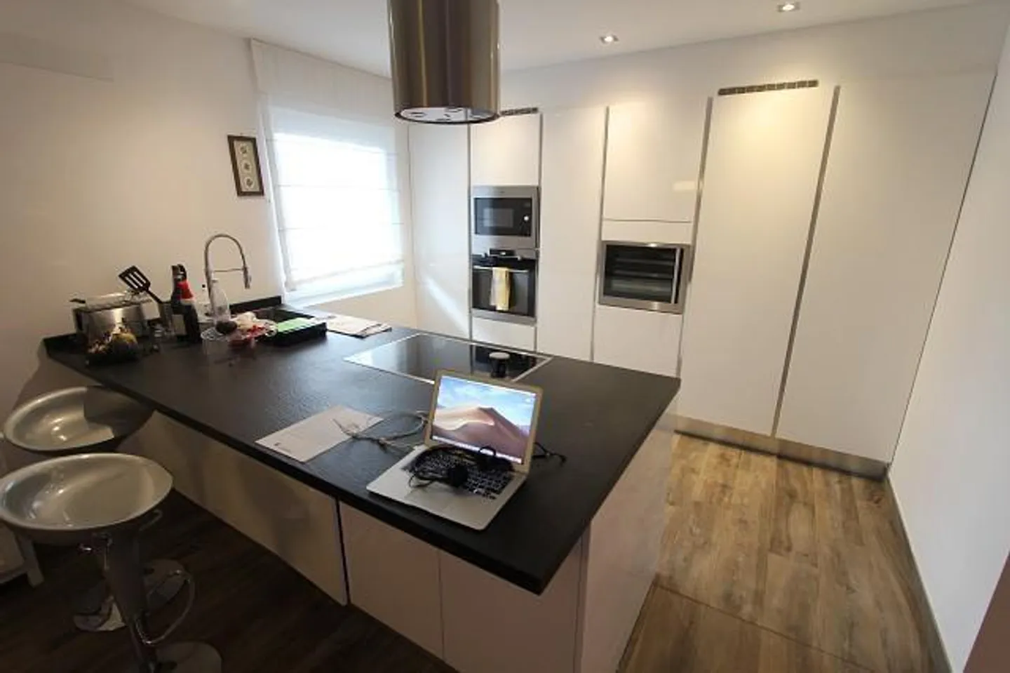 Appartamento moderno di 2 1/2 locali con giardino / appartamento di 2 1/2 locali al piano terra - Foto 2 di 13