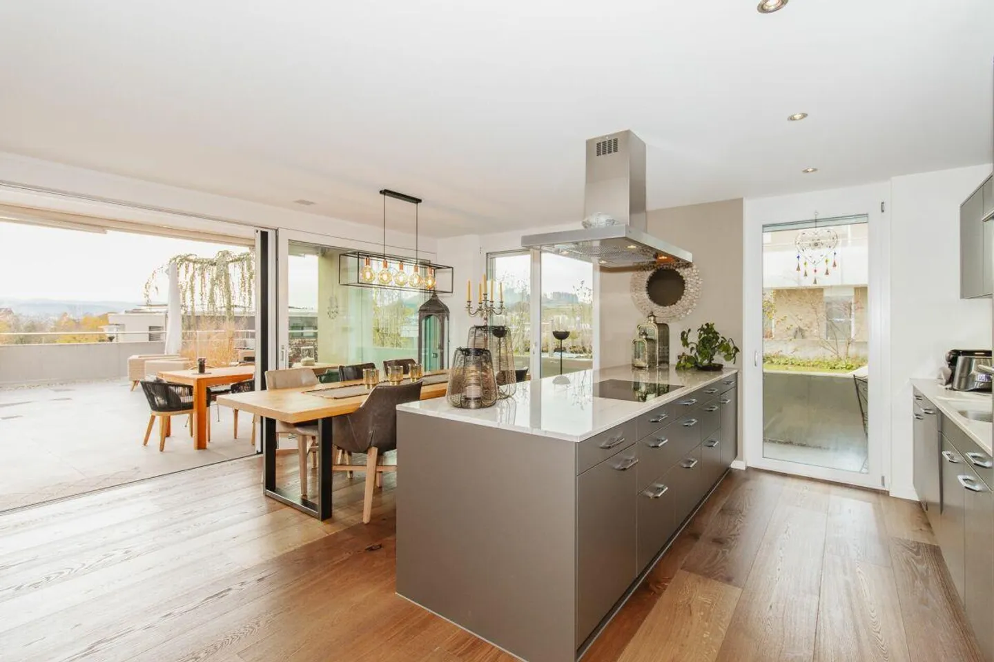 Appartamento terrazza di 3,5 stanze di alta qualità - Foto 3 di 15