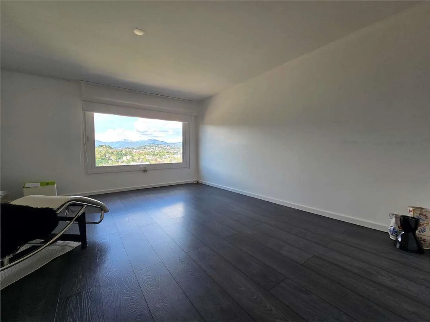 Paradiso - Bright 4.5 rooms with spacious areas and modern finishes - Photo 7 of 13