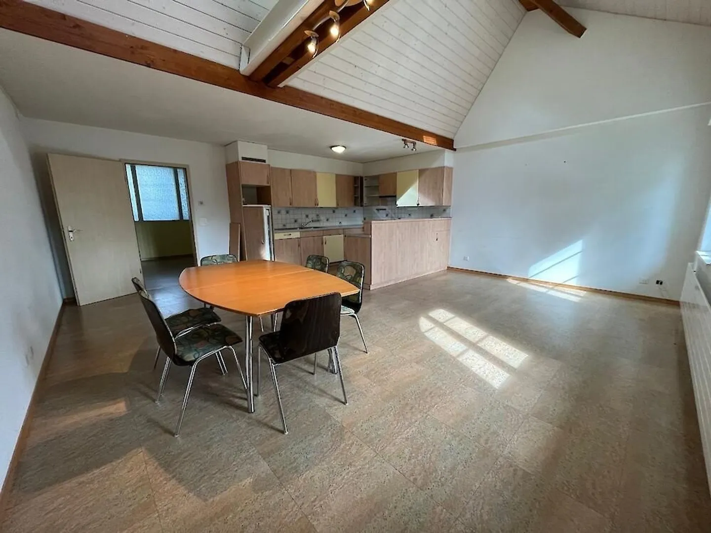 6.5 Rooms for Rent - Photo 7 of 13