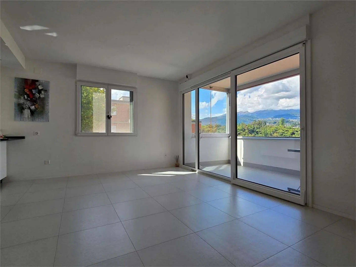 Paradiso - Bright 4.5 rooms with spacious areas and modern finishes - Photo 8 of 13