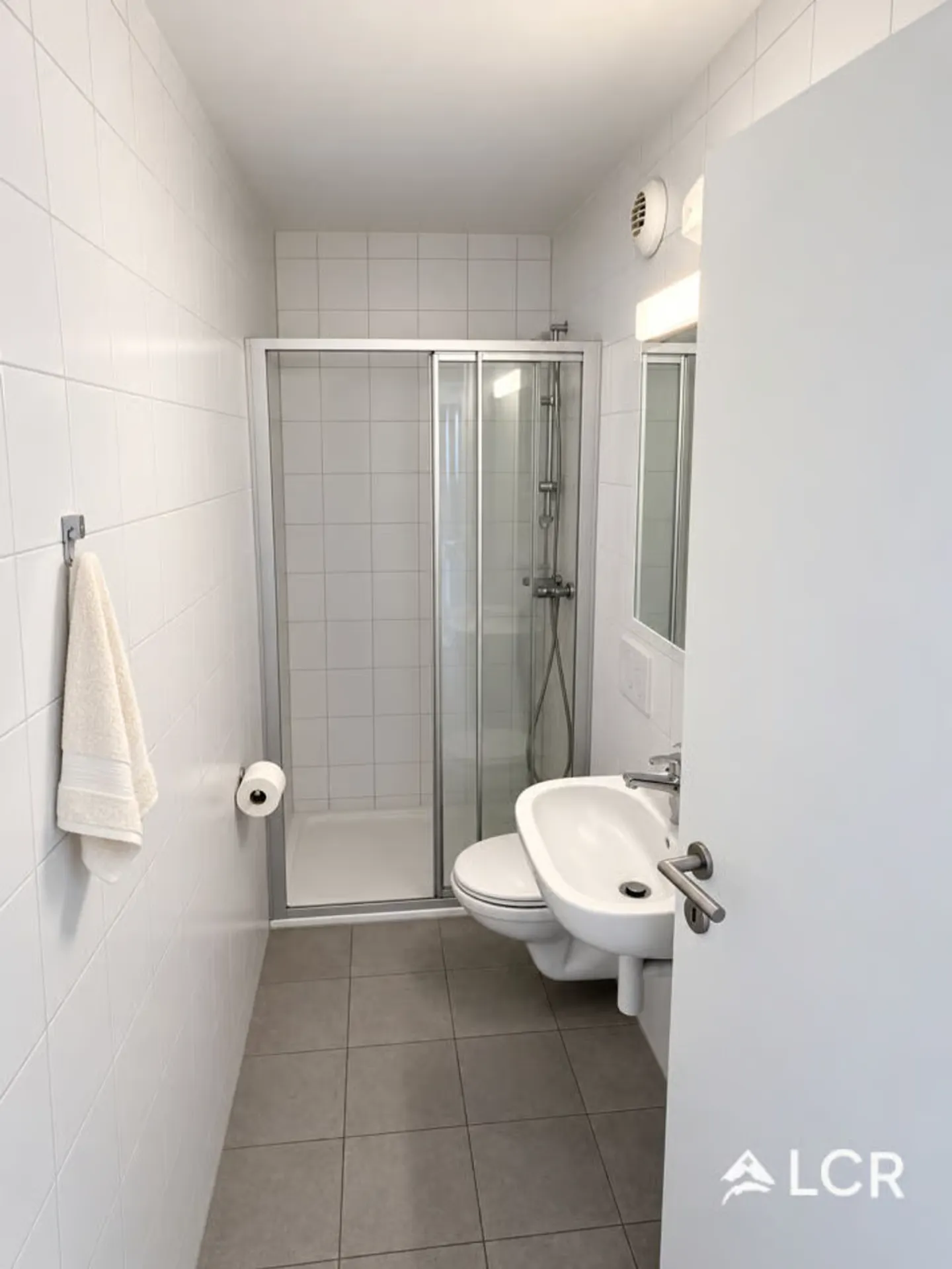Schöne 5-Zimmer-Wohnung in Bôle - Foto 5 von 13