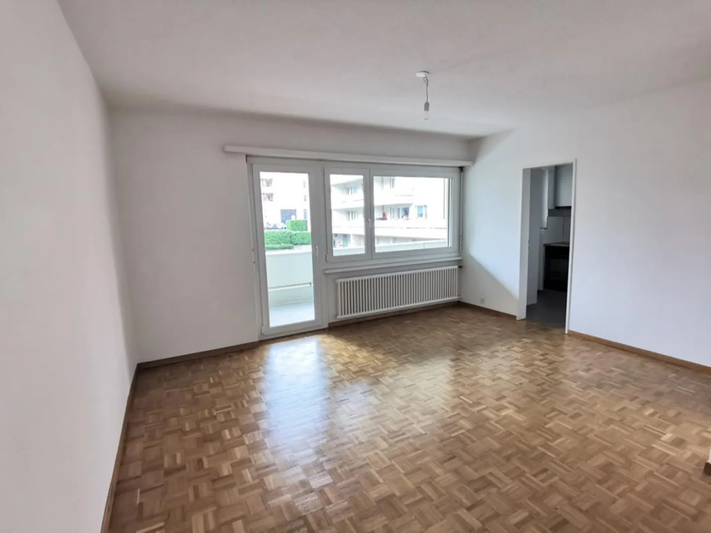 Zentrale Wohnung zu Vermieten - Foto 3 von 6