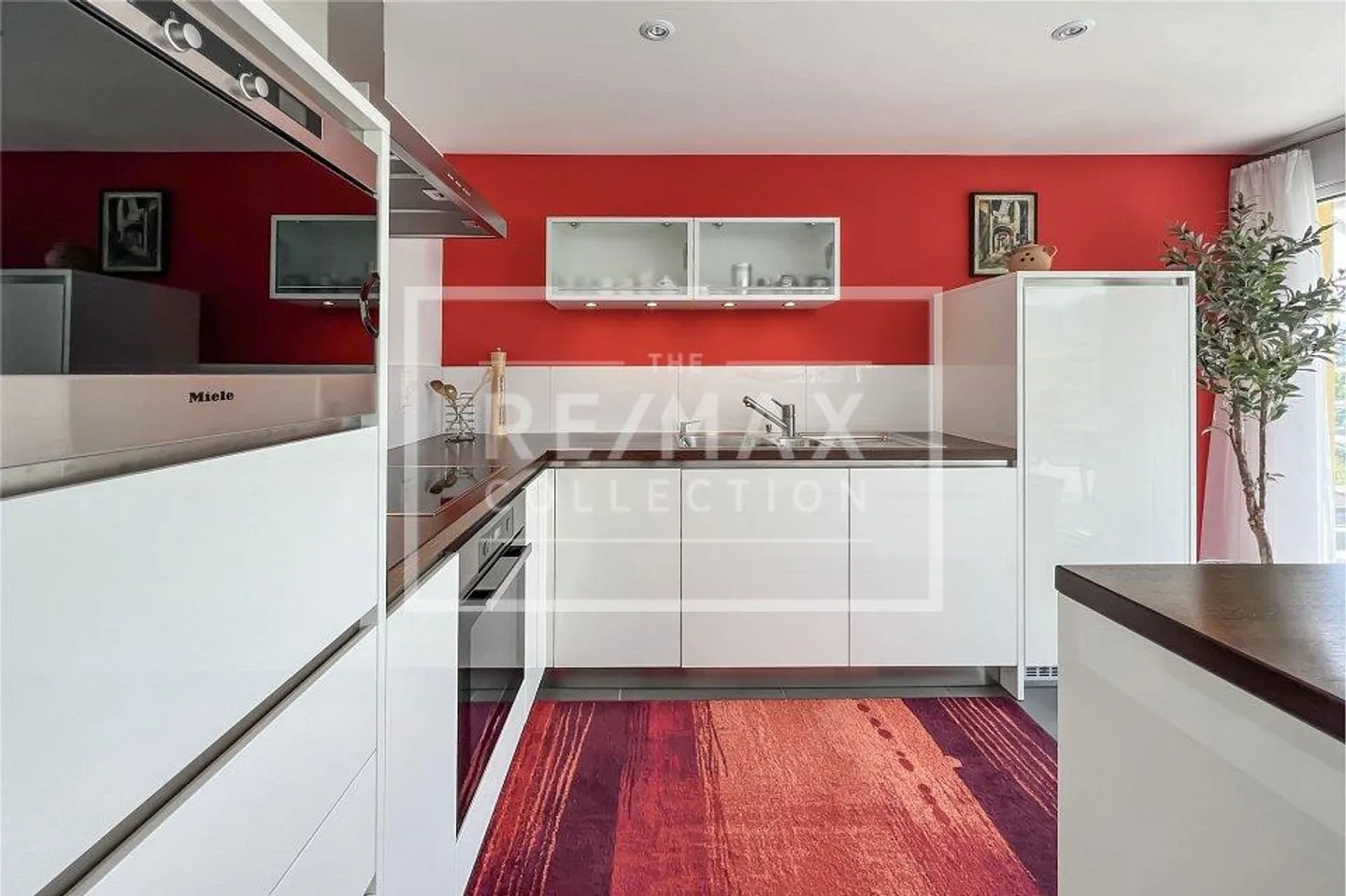 Stylish 4.5-room maisonette on the top floor - Photo 5 of 13