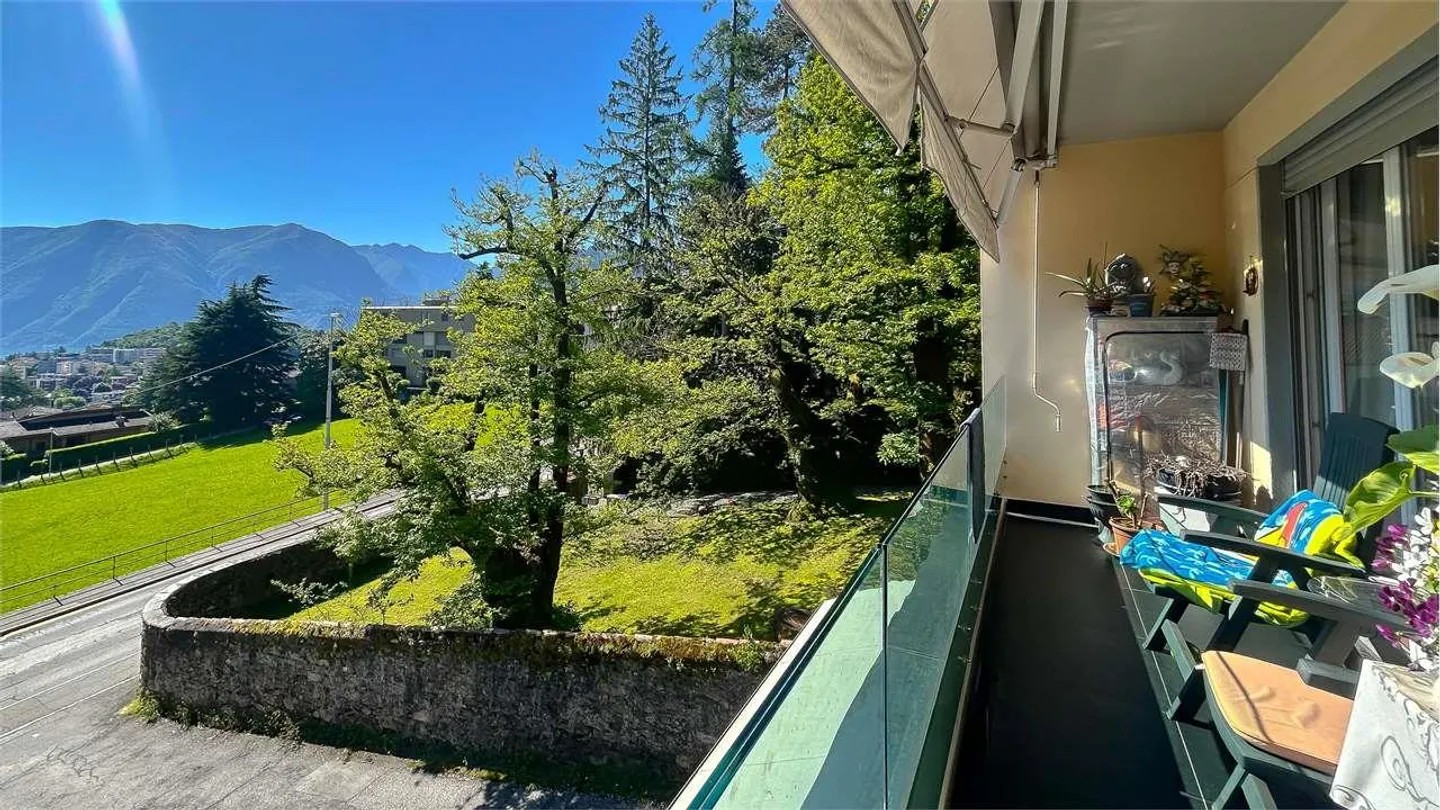 LUMINOSO 3,5 LOCALI DI VACANZA CON VISTA LAGO - Foto 3 di 12