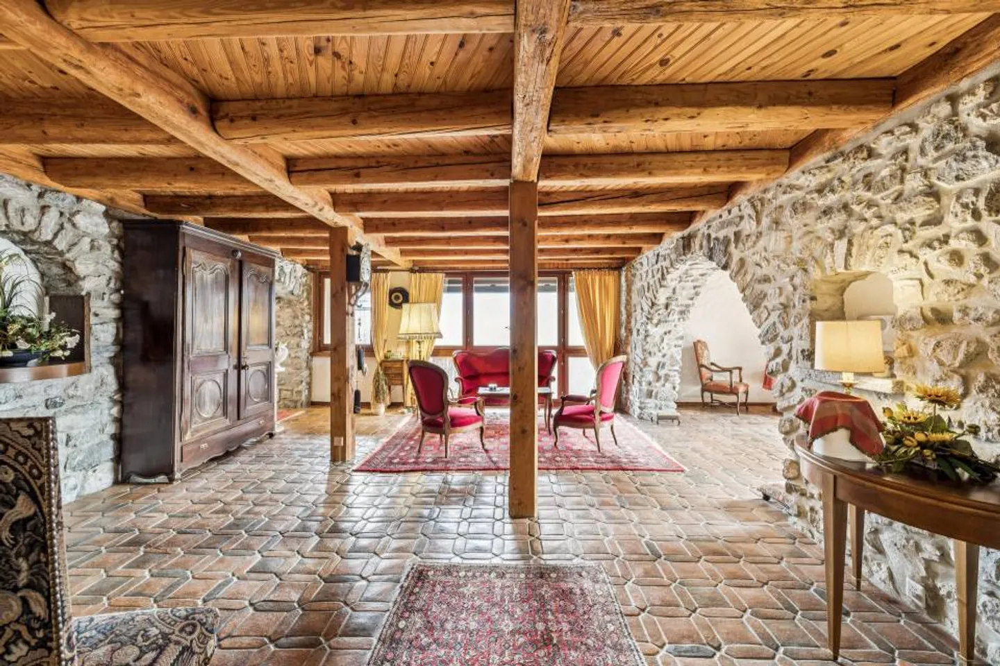 Casa familiare di carattere con giardino esposto a sud e spazi abitativi - Foto 4 di 13