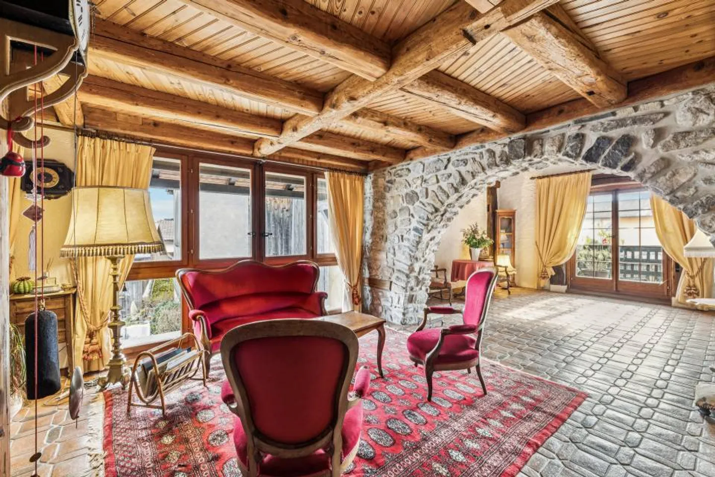 Casa familiare di carattere con giardino esposto a sud e spazi abitativi - Foto 5 di 13