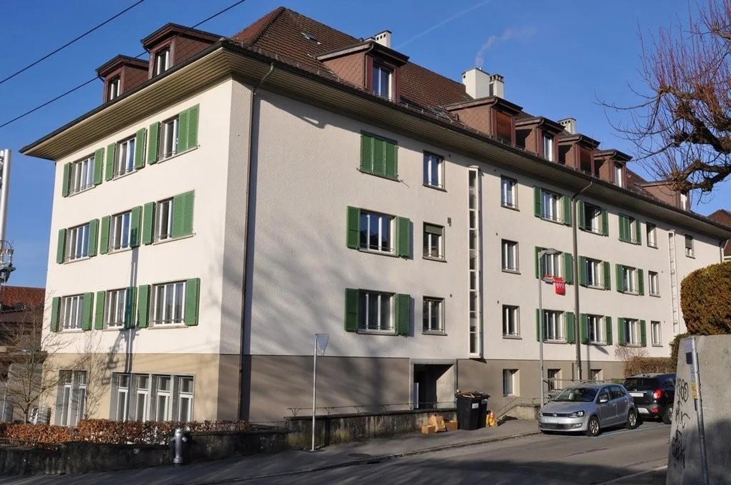 Grosszügige Dachwohnung mit Charme - Foto 1 von 7