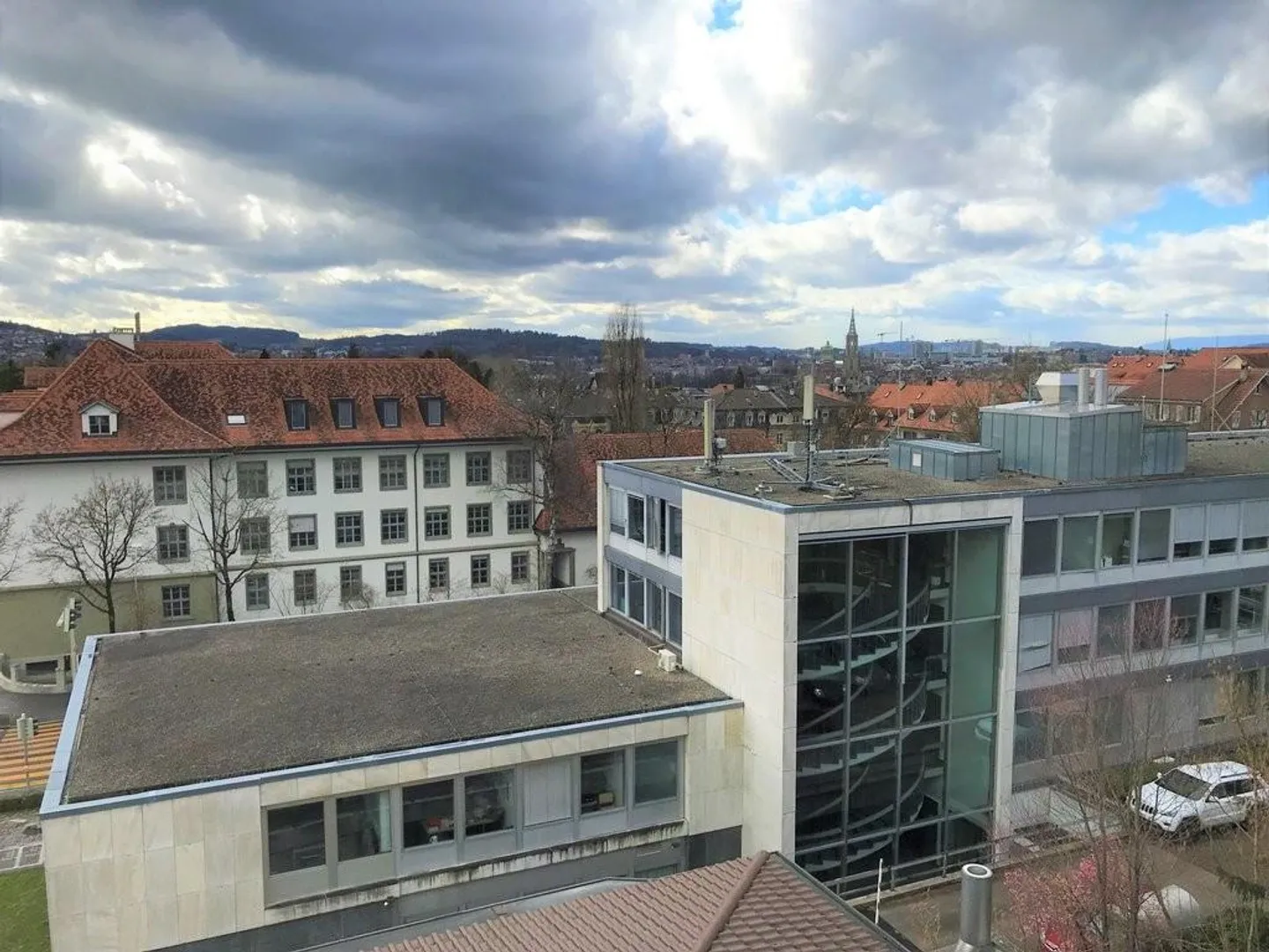 Grosszügige Dachwohnung mit Charme - Foto 2 von 7