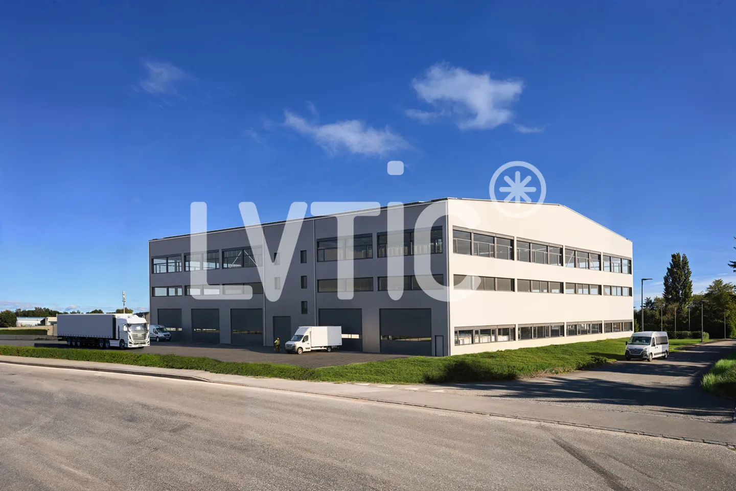 Capannone industriale, uffici di 7600 m2 divisibili in affitto a Domdidier - Foto 1 di 6