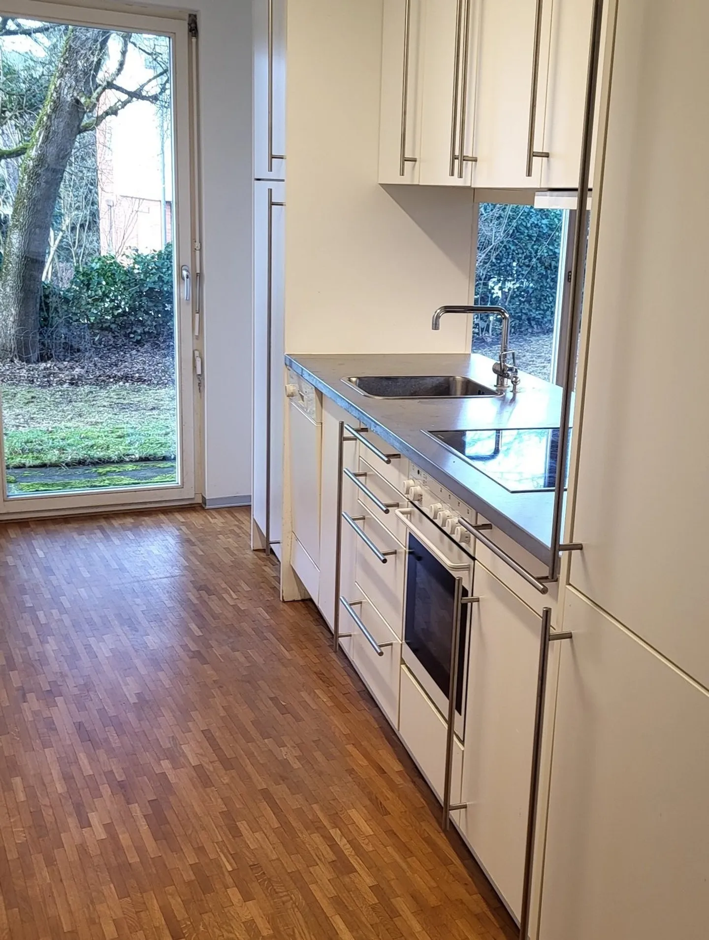 Appartement calme de 3 pièces avec balcon à Bienne - Photo 4 sur 11