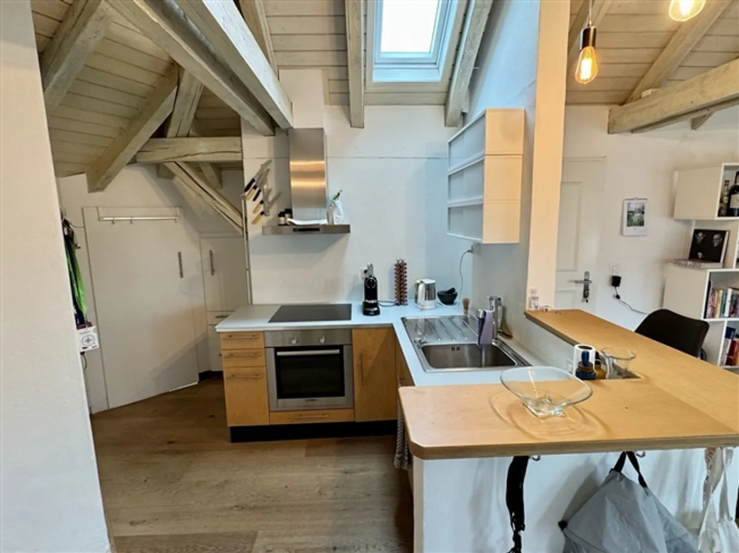 3½ ROOM APARTMENT IN ZURICH - DISTRICT 3 WIEDIKON, FURNISHED, TEMPORARY - Photo 2 of 10