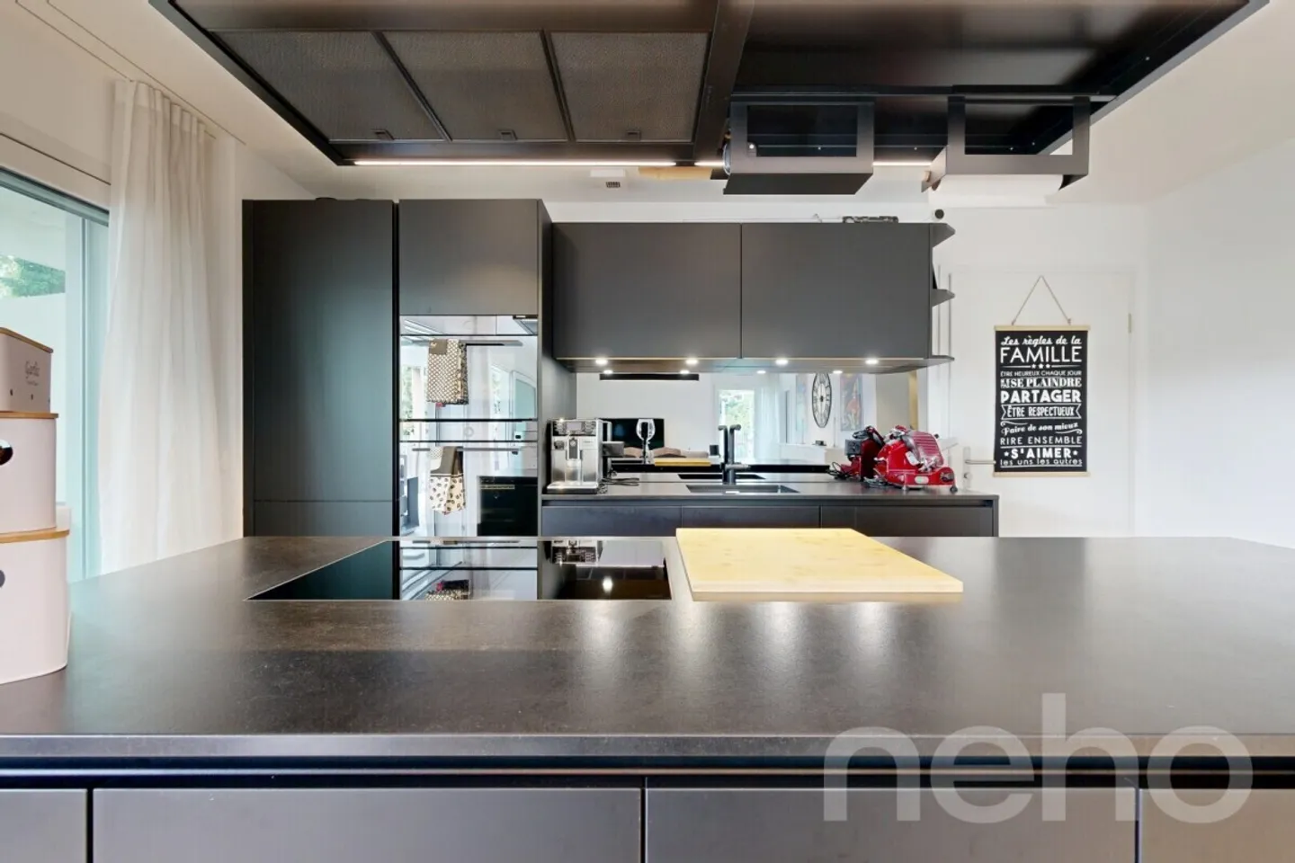 Appartement 3.5 pièces lumineux avec terrasse et jardin privé - Photo 4 sur 12