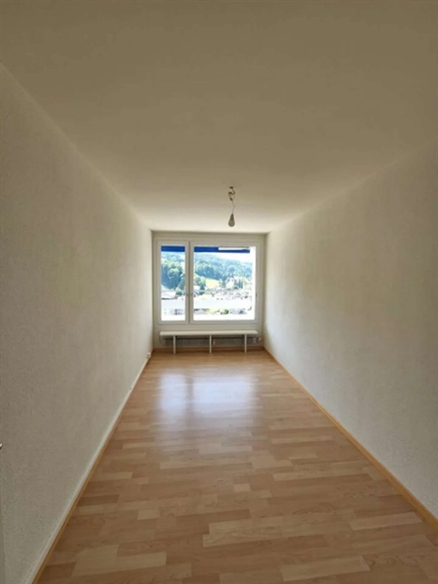 A look here is worth it: Affordable 2.5 room apartment now available! - Photo 4 of 7