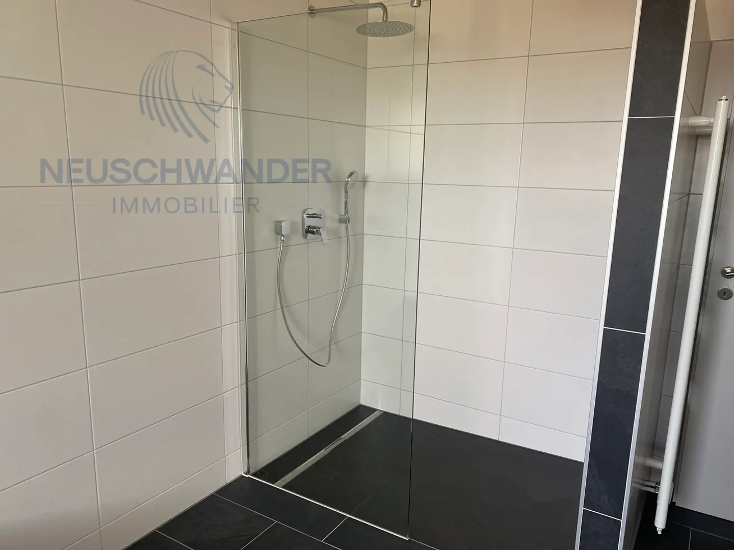 «A louer maison jumelée de 5.5 pièces, moderne et spacieuse avec jardin» - Photo 10 sur 11