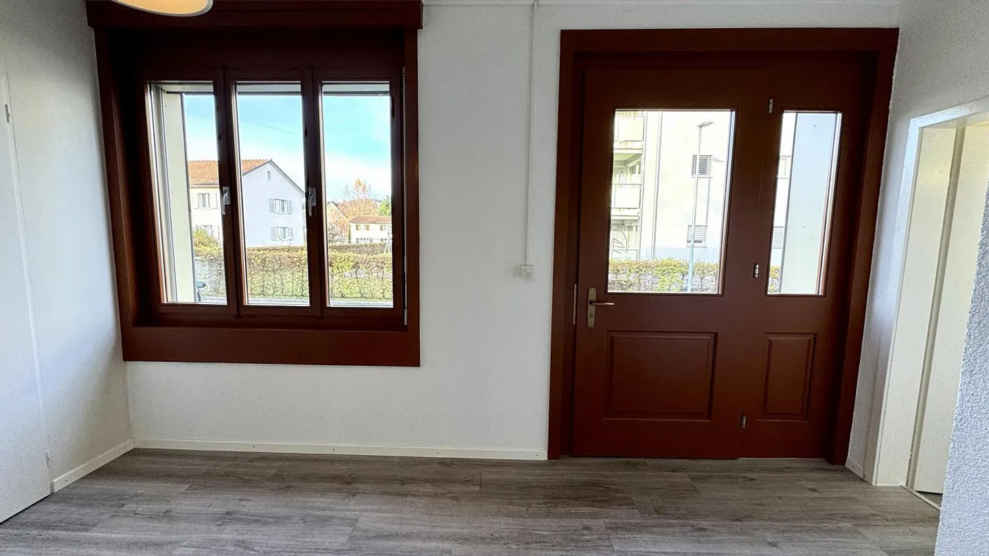 Ufficio e spazio commerciale a St. Gallen-Winkeln con magazzino pratico - Foto 4 di 13