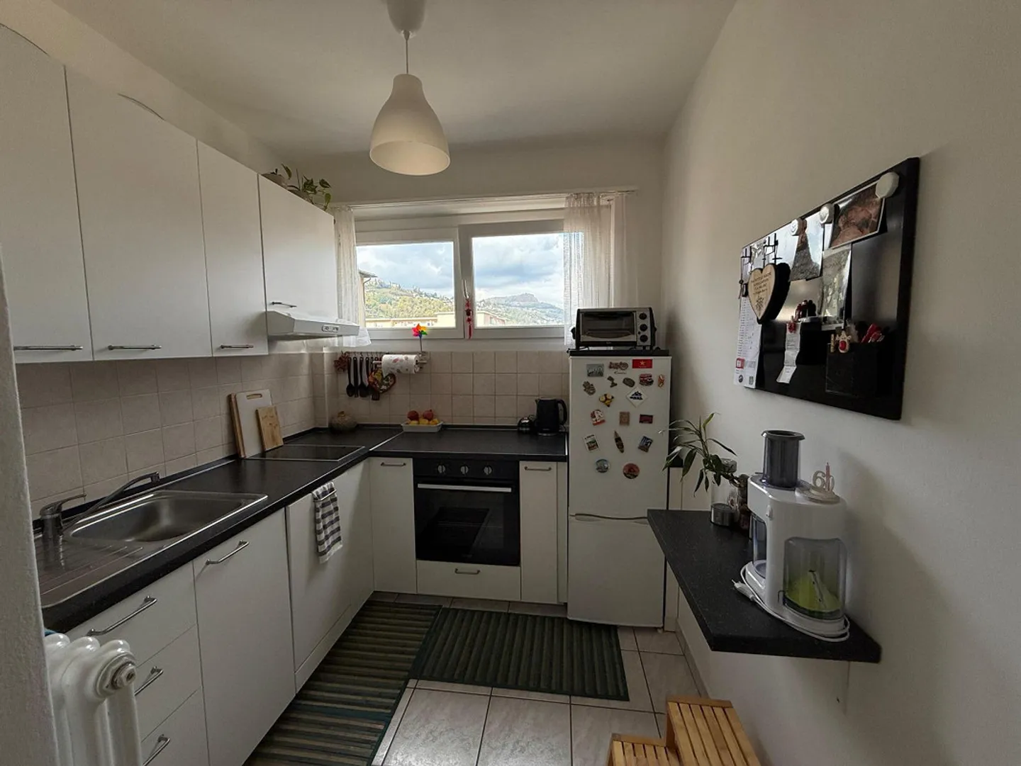 GERÄUMIGE 2.5-ZIMMER-WOHNUNG IN ZENTRALER LAGE IN LUGANO - Foto 4 von 7