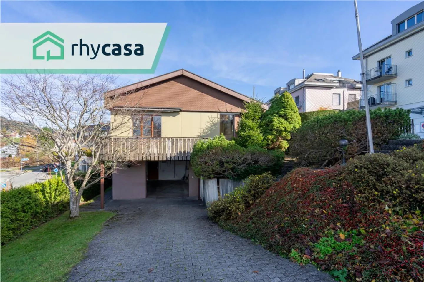 Working and Living Under One Roof - Detached Single-Family House - Photo 1 of 11