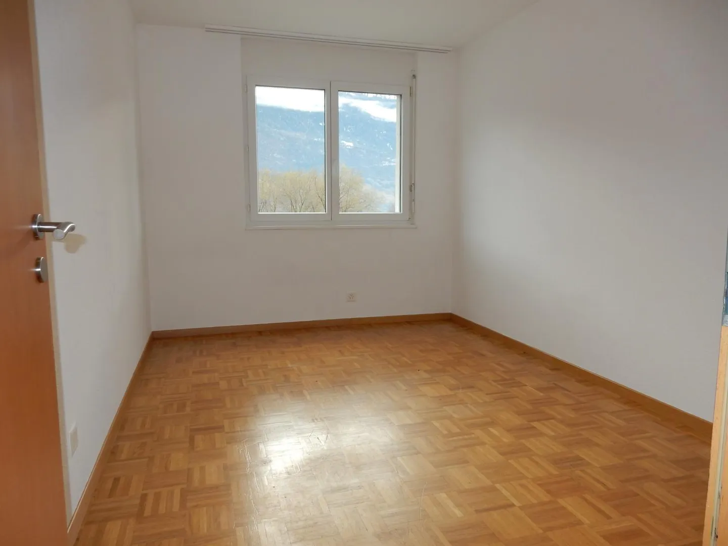Appartement ensoleillé de 4.5 pièces - Photo 5 sur 10