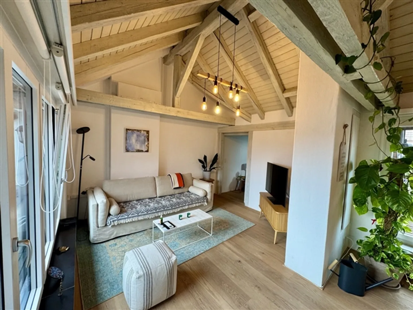 3½ ROOM APARTMENT IN ZURICH - DISTRICT 3 WIEDIKON, FURNISHED, TEMPORARY - Photo 3 of 10